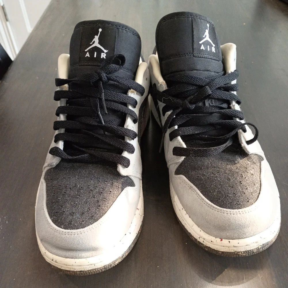 Air Jordan 1 Low SE Crater Men's Size 10.5 Black and Gray Nike Sneakers - Picture 5 of 9